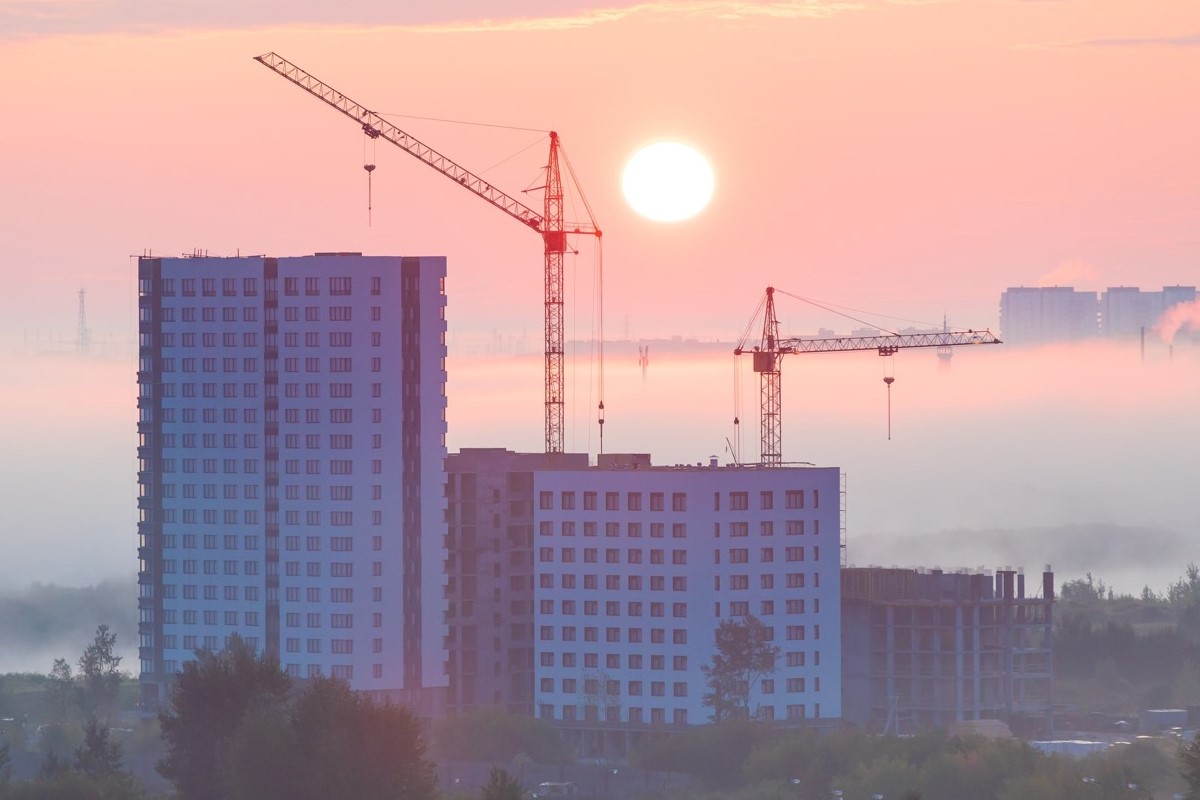 ВТБ назвал оптимальным для строительной отрасли диапазон ставок в 11-12% 